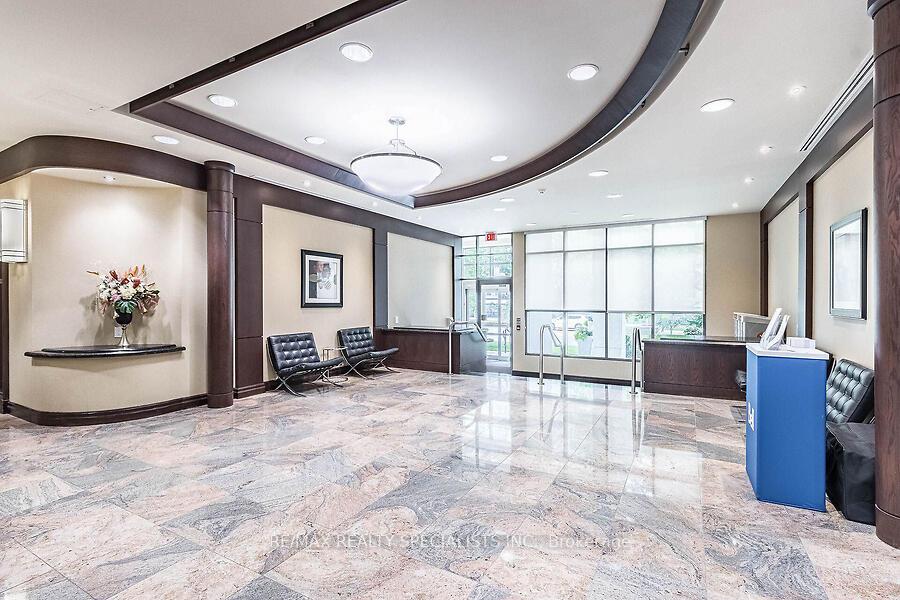 335-rathburn-road-w-mississauga-ontario-w13161938