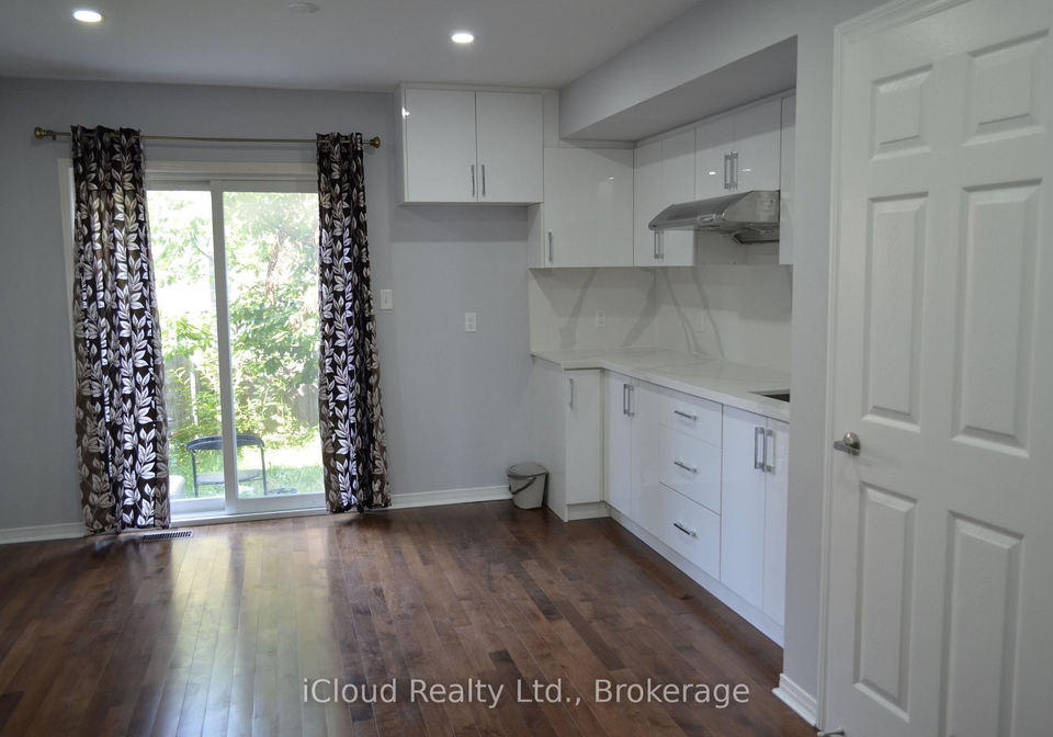319-aspendale-crescent-mississauga-ontario-w13161998