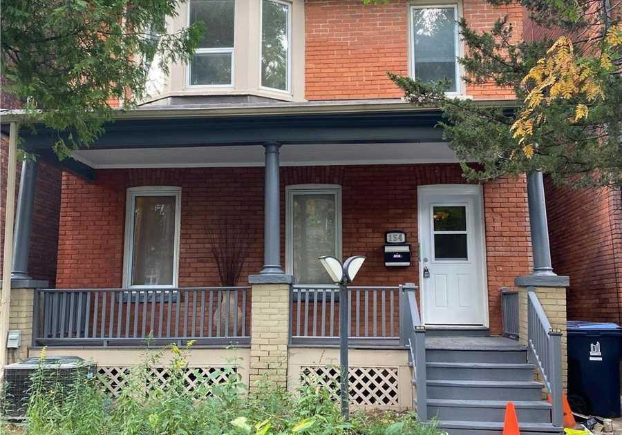 154-sorauren-avenue-toronto-ontario-w13162058