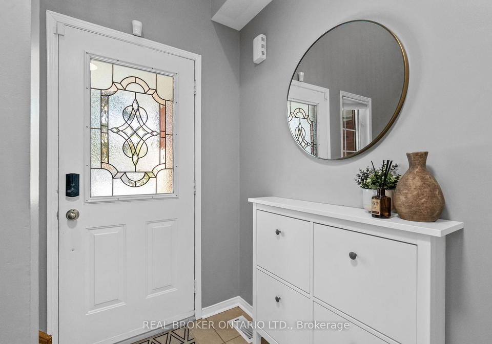 8-dawson-crescent-milton-ontario-w13162244