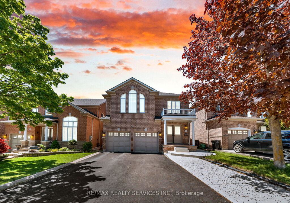 58-queen-mary-drive-brampton-ontario-w13162344