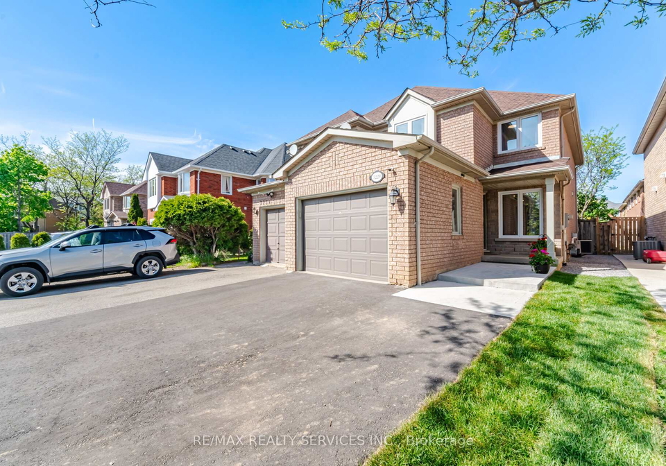 3229-fanleaf-drive-mississauga-ontario-w13162380