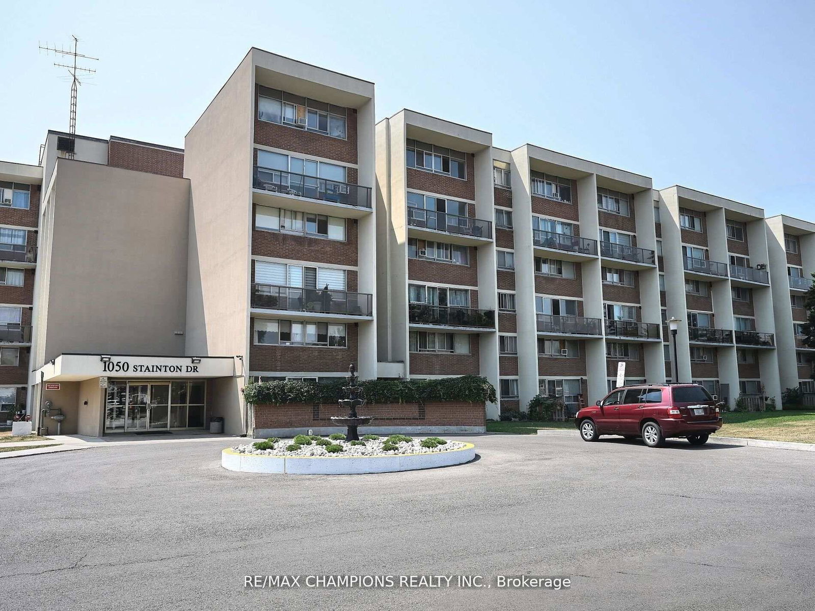 1050-stainton-drive-e-mississauga-ontario-w13162460