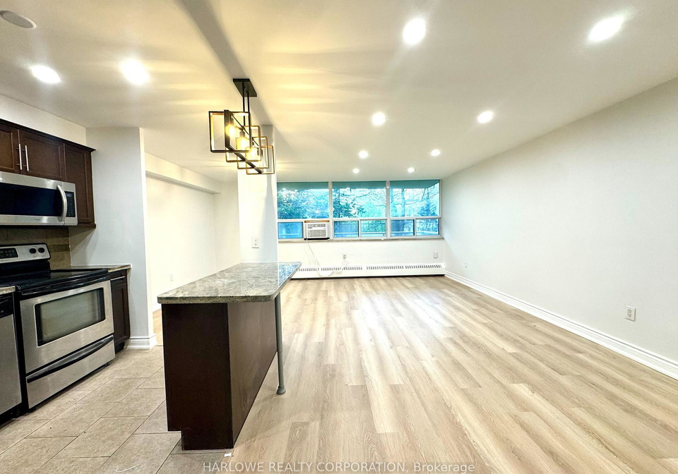 360-ridelle-avenue-north-york-ontario-w13162492