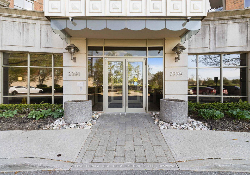 2391-central-park-drive-oakville-ontario-w13162590