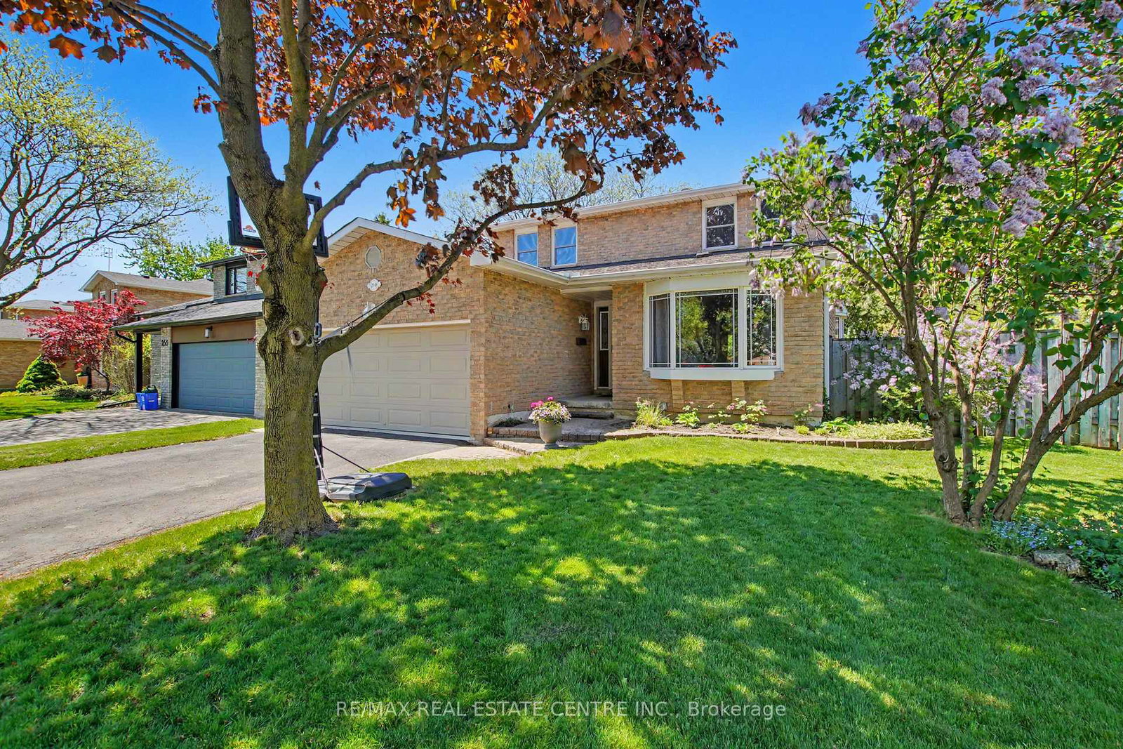 260-coxe-boulevard-milton-ontario-w13162748