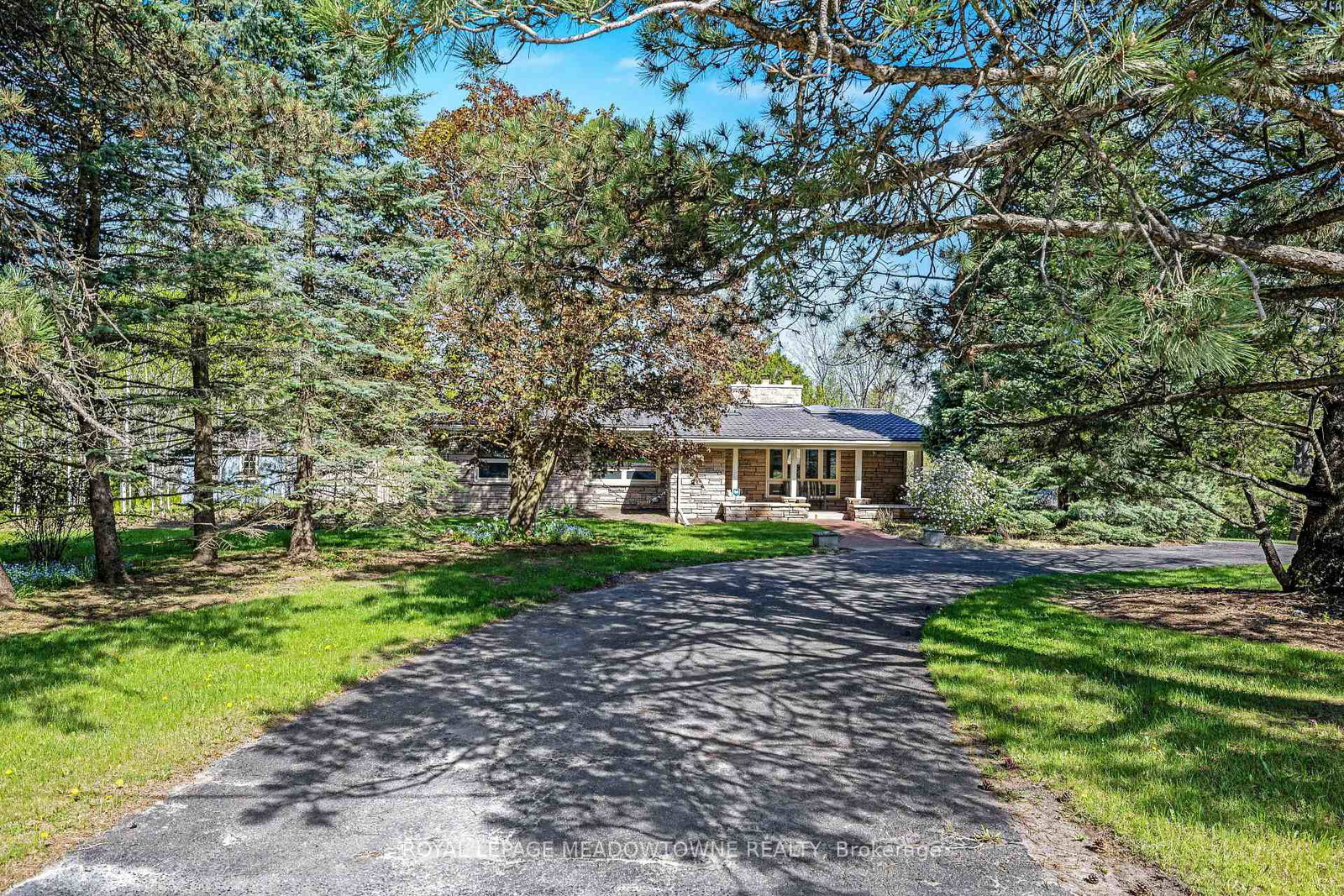 8988-halton-erin-townline-halton-hills-ontario-w13162764