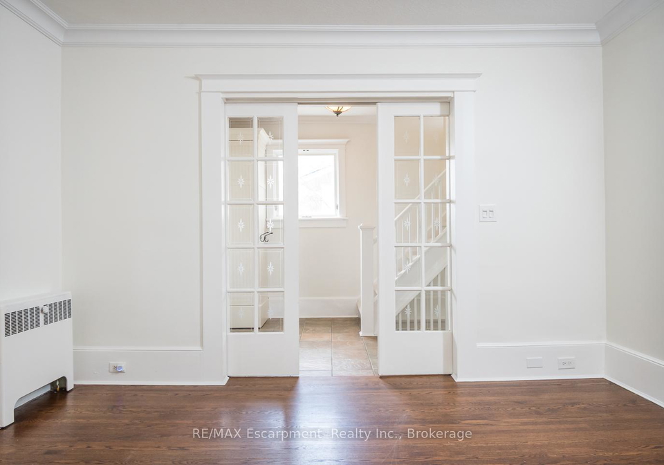 209-allan-street-oakville-ontario-w13162802