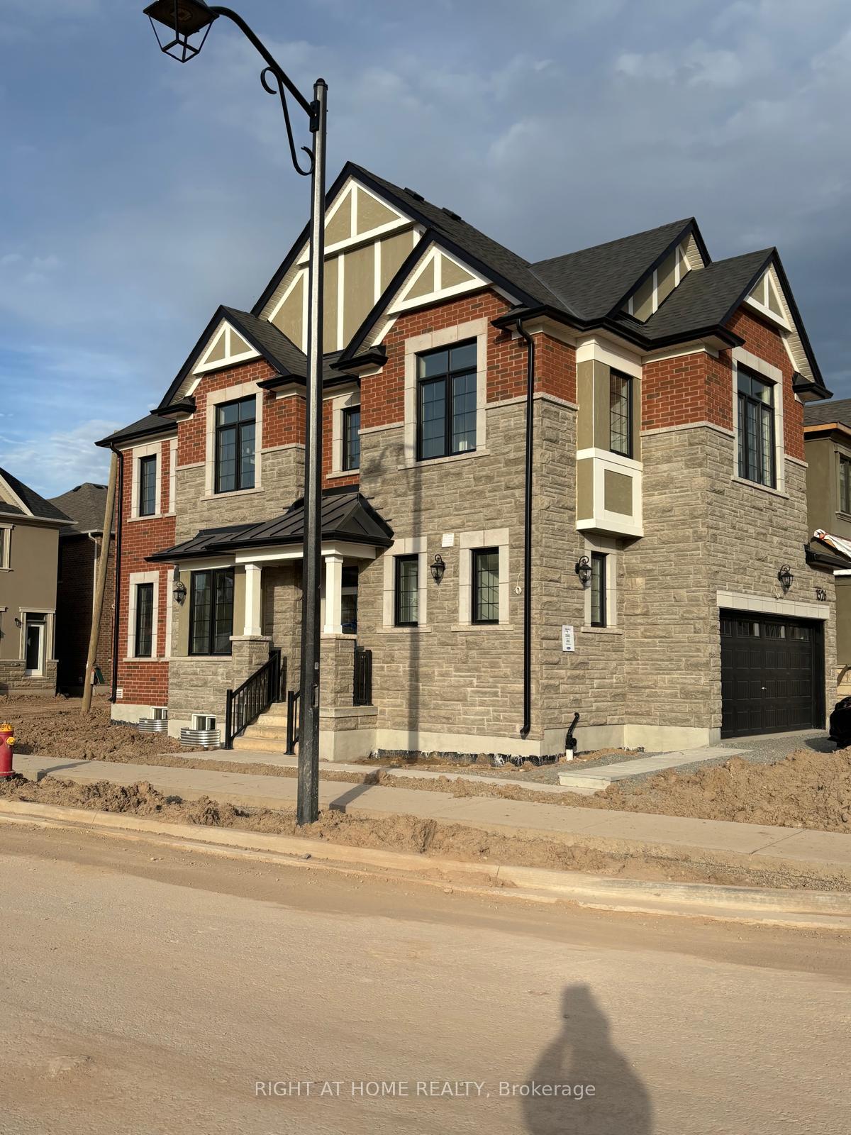 1526-zilio-terrace-milton-ontario-w13162830