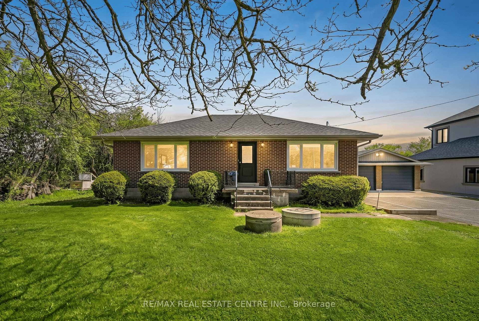 9095-eighth-line-halton-hills-ontario-w13162886