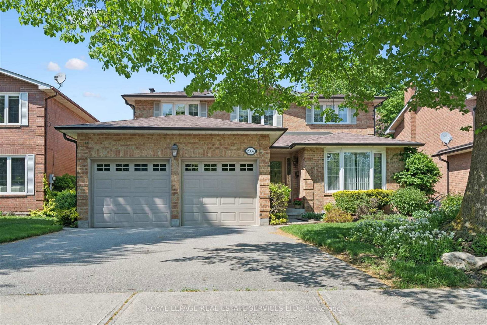 2067-pen-street-oakville-ontario-w13162924
