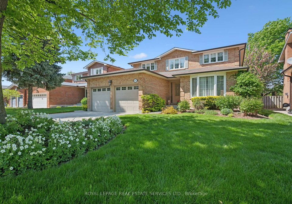 2067-pen-street-oakville-ontario-w13162924