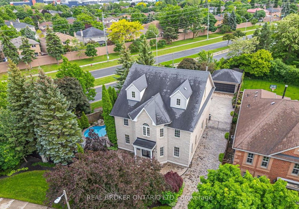 2000-peak-place-oakville-ontario-w13162958