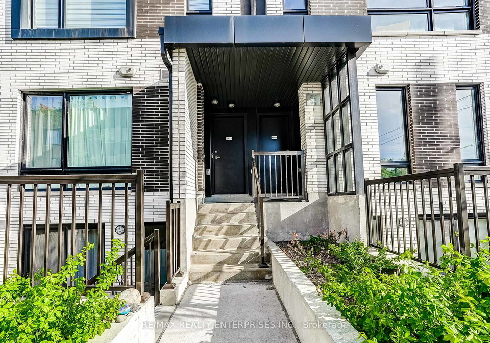 40-ed-clark-gardens-toronto-ontario-w13163070