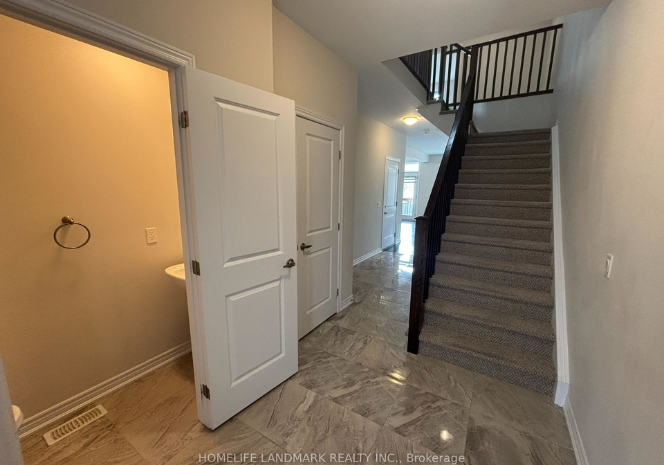 2362-natasha-circle-oakville-ontario-w13163148