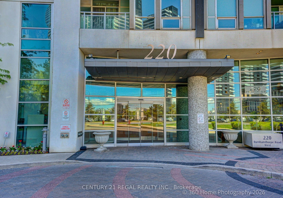 220-burnhamthorpe-road-mississauga-ontario-w13163192