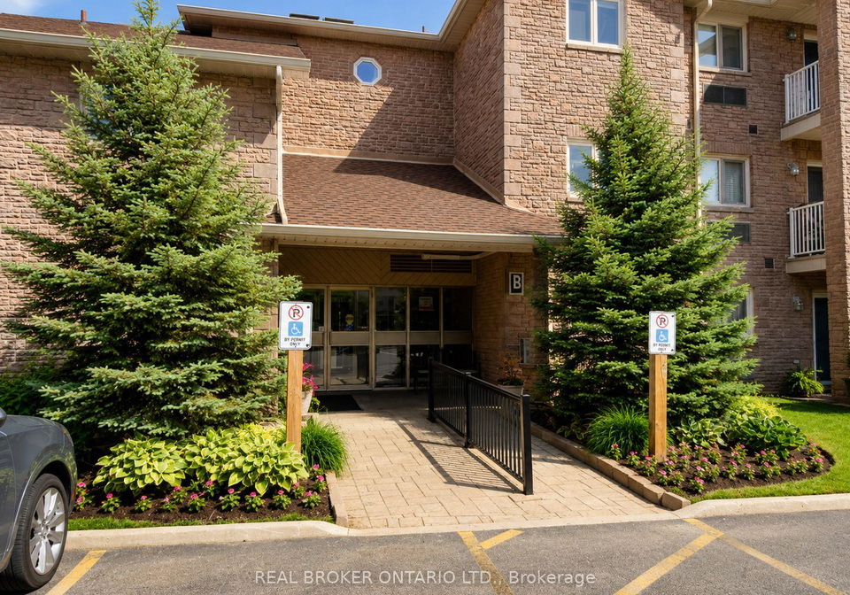 3050-pinemeadow-drive-burlington-ontario-w13163196