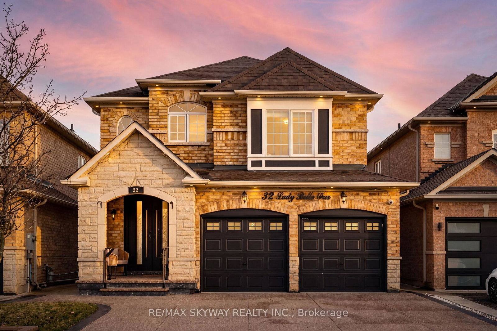 32-lady-belle-crescent-brampton-ontario-w13163236