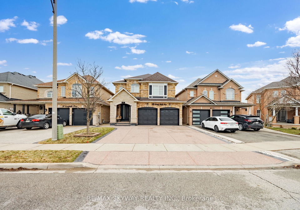 32-lady-belle-crescent-brampton-ontario-w13163236