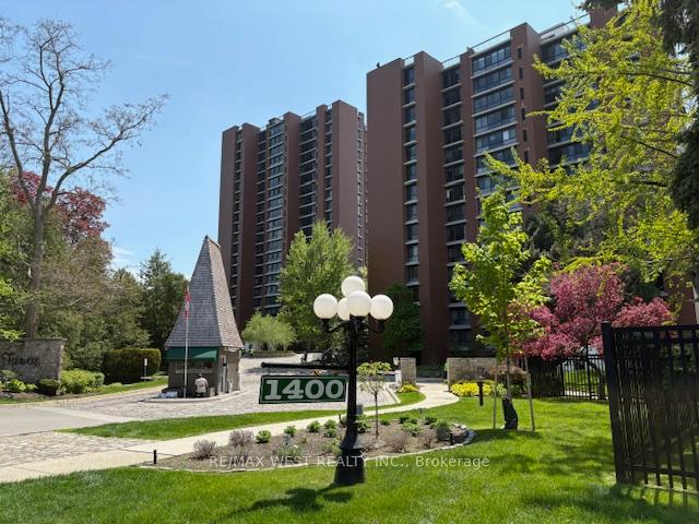 1400-dixie-road-mississauga-ontario-w13163238