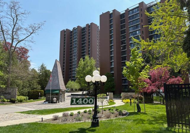 1400-dixie-road-mississauga-ontario-w13163238