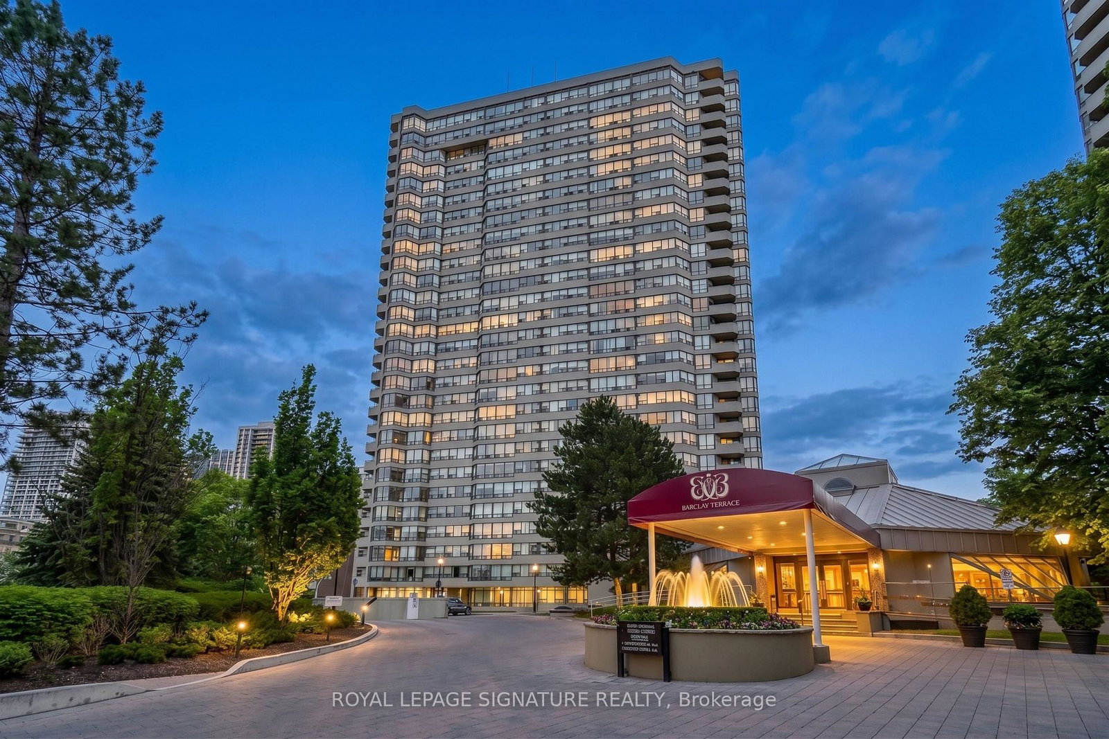 1300-islington-avenue-etobicoke-ontario-w13163280