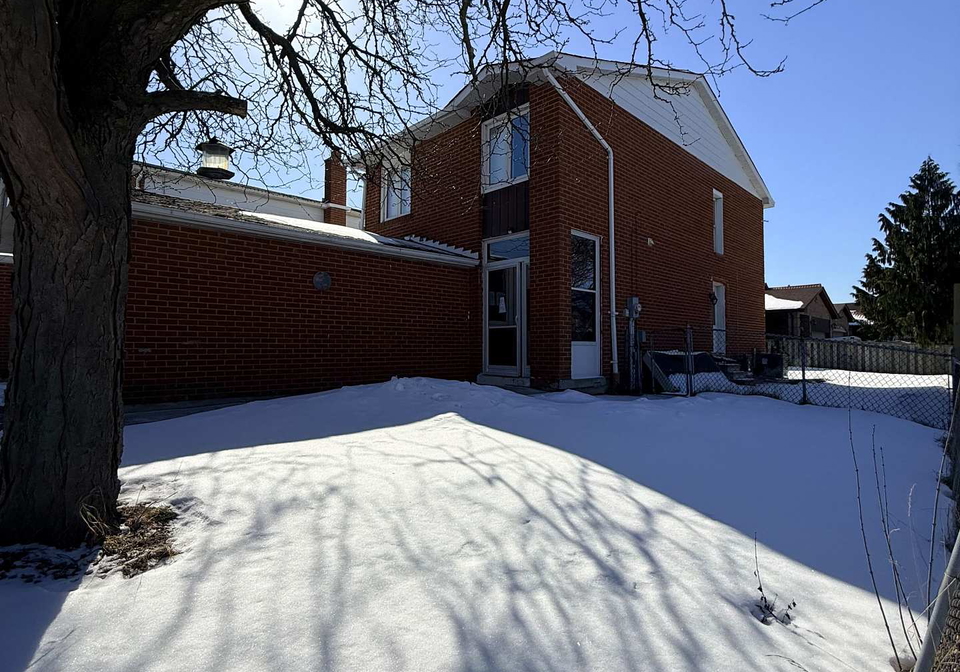 1-hudson-drive-brampton-ontario-w13163694