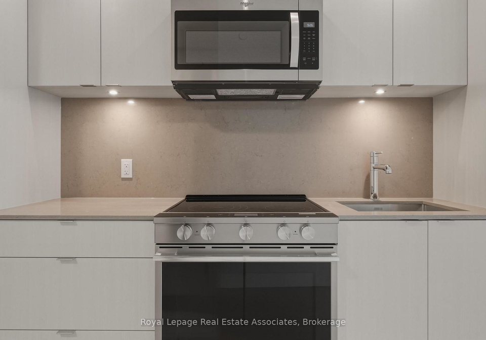 25-cordova-avenue-etobicoke-ontario-w13163914