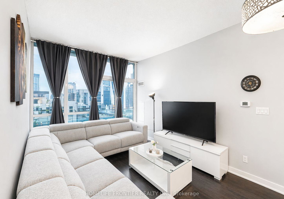 4070-confederation-parkway-mississauga-ontario-w13163996