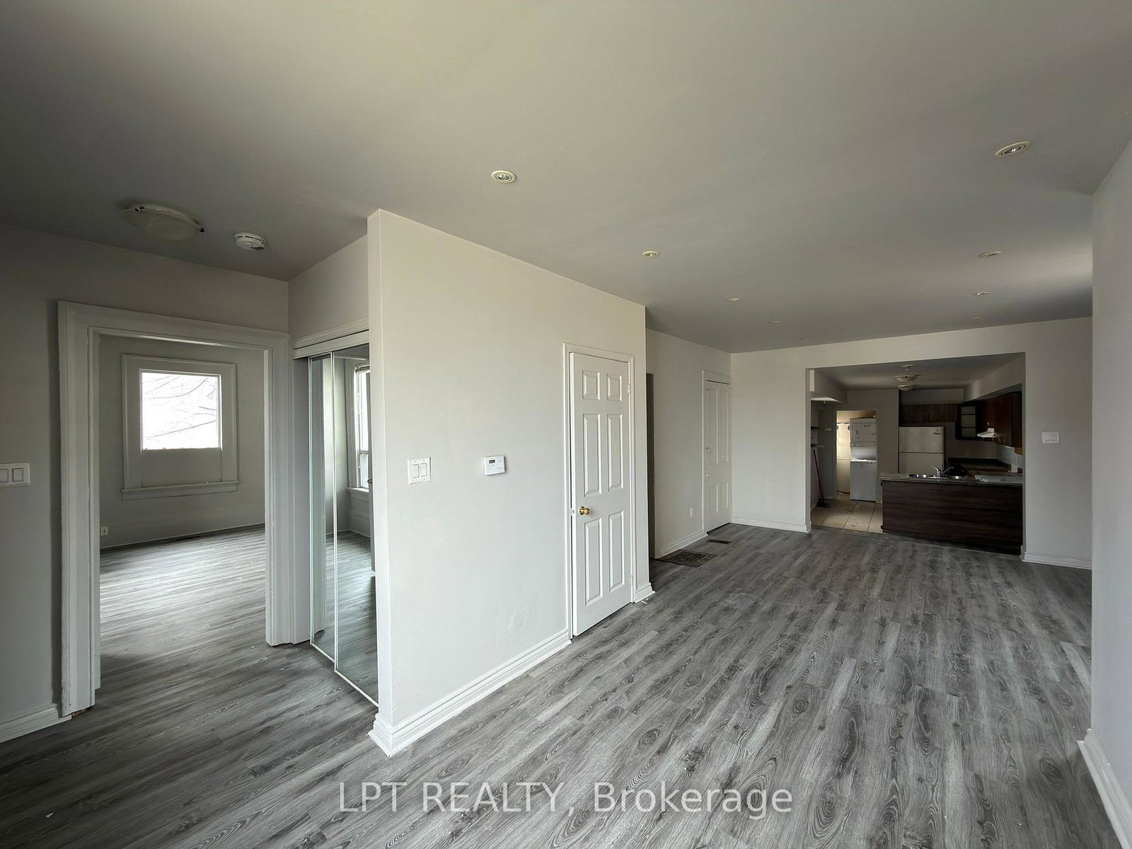 37-elizabeth-street-n-brampton-ontario-w13164254