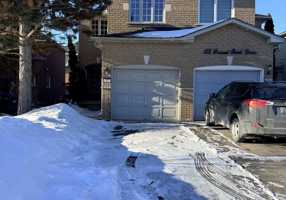137-pressed-brick-drive-brampton-ontario-w13164338