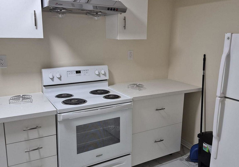 9-hawkridge-trail-brampton-ontario-w13164362