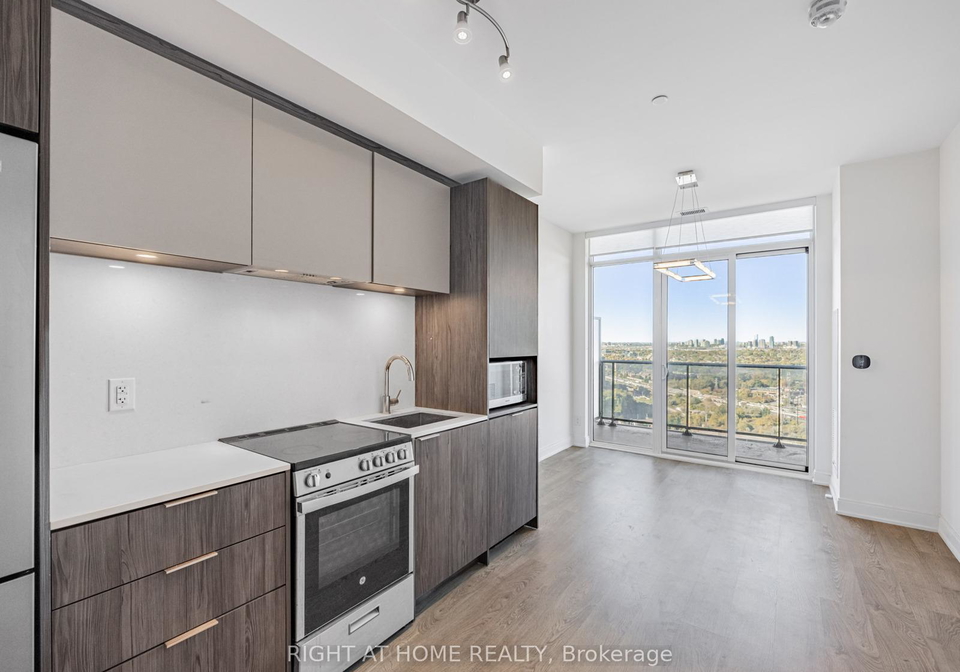 70-annie-craig-drive-etobicoke-ontario-w13164404