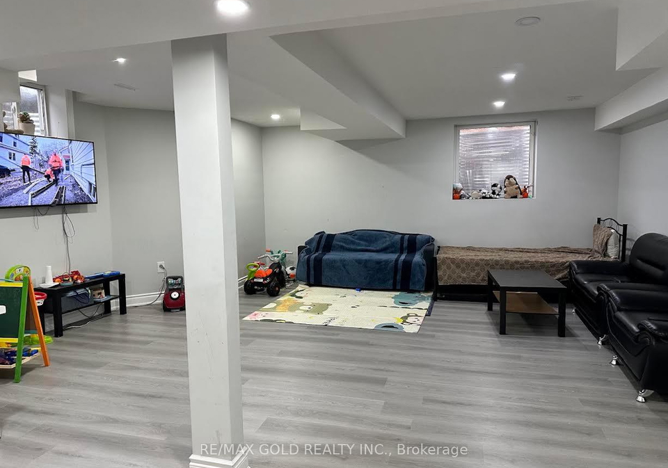 73-snow-leopard-court-brampton-ontario-w13164932