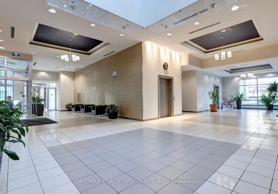 33-elm-drive-mississauga-ontario-w13164966