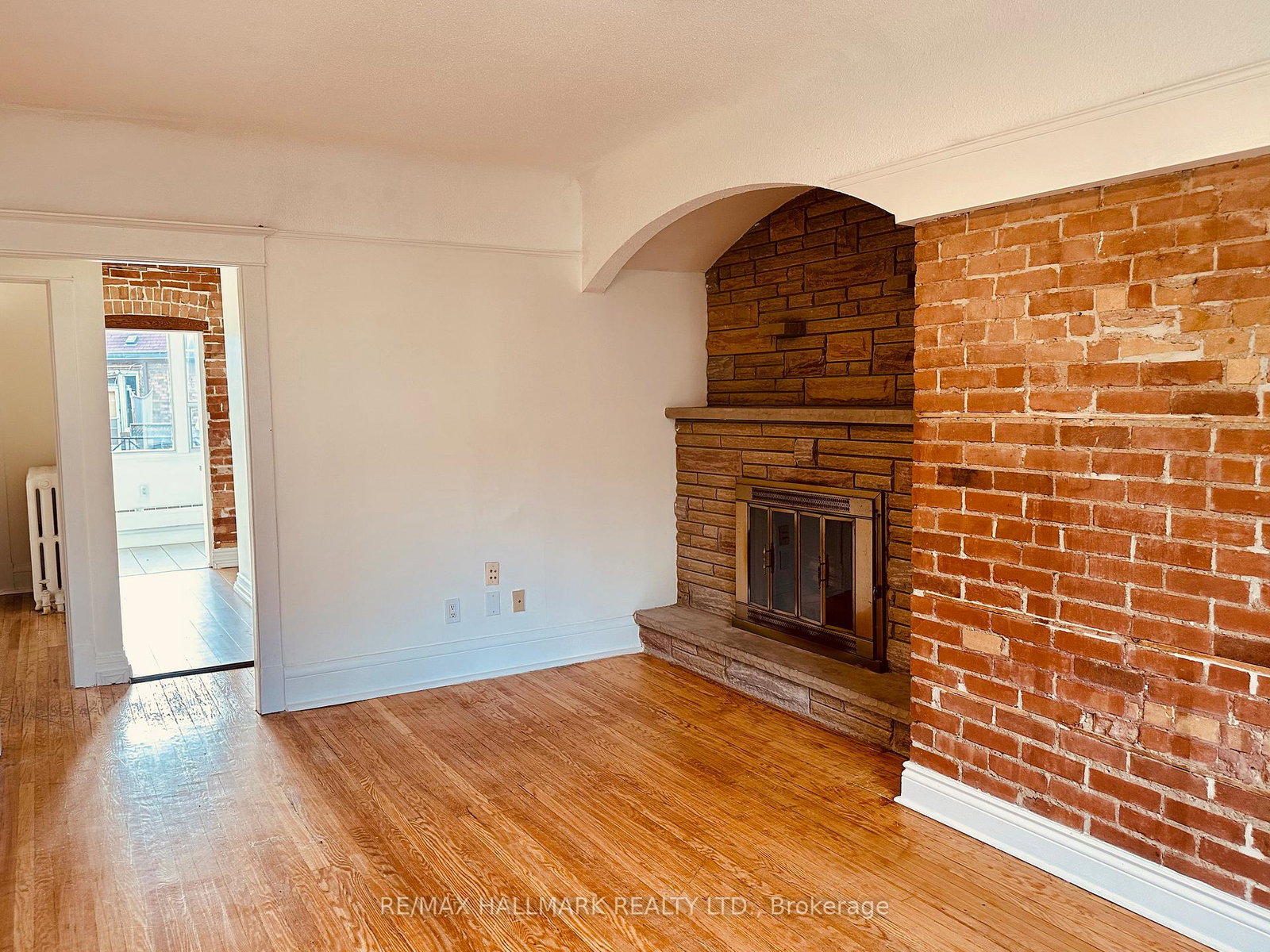 20-triller-avenue-toronto-ontario-w13165078