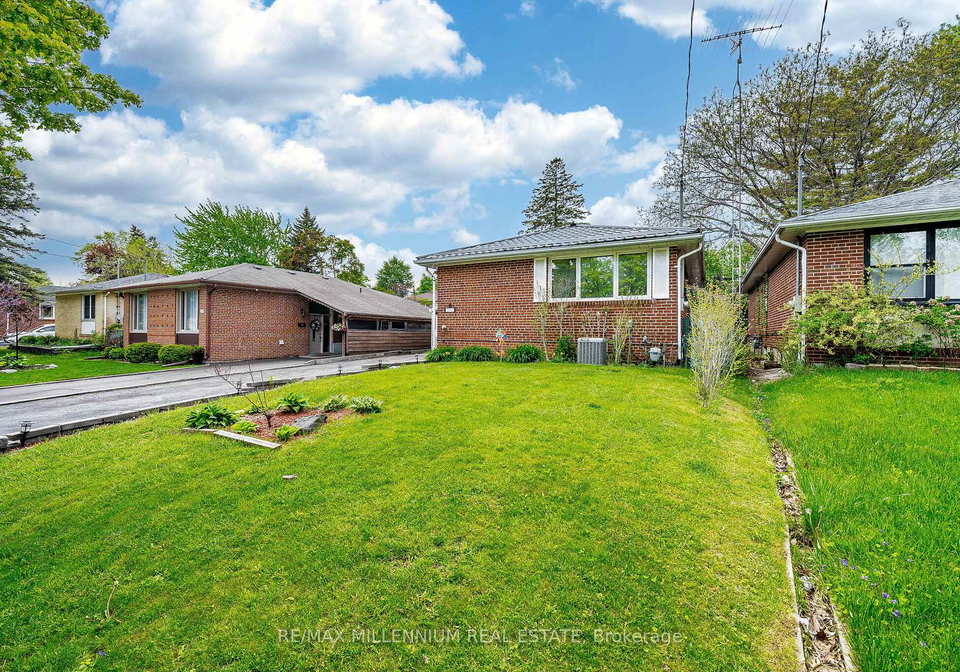 271-thistle-down-boulevard-w-etobicoke-ontario-w13165110