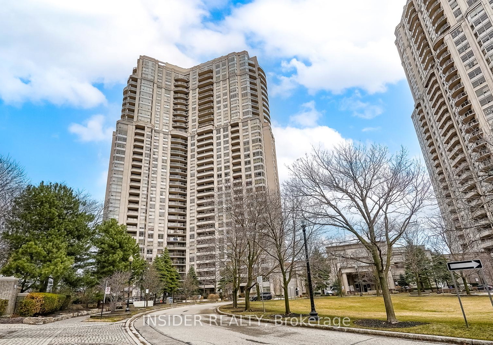 35-kingsbridge-garden-circle-mississauga-ontario-w13165358