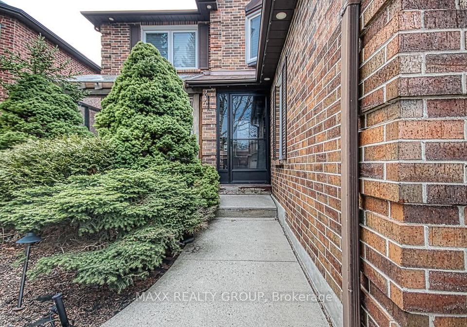 3650-baird-court-mississauga-ontario-w13165540