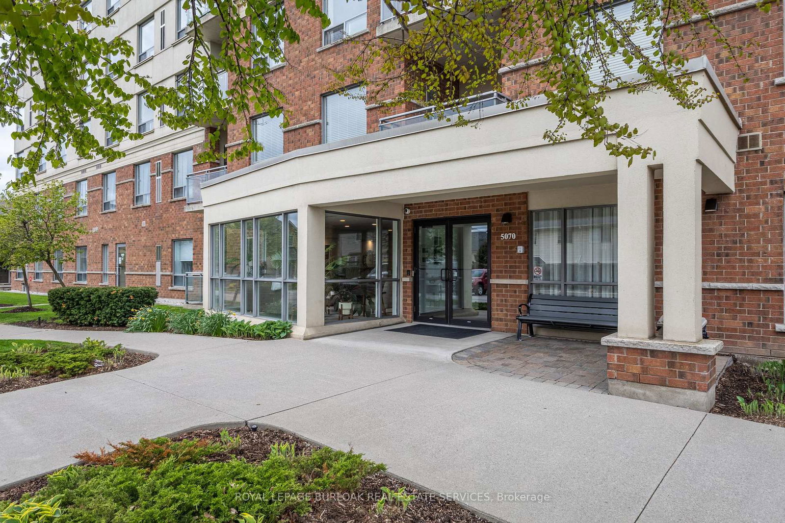 5070-fairview-street-burlington-ontario-w13165830