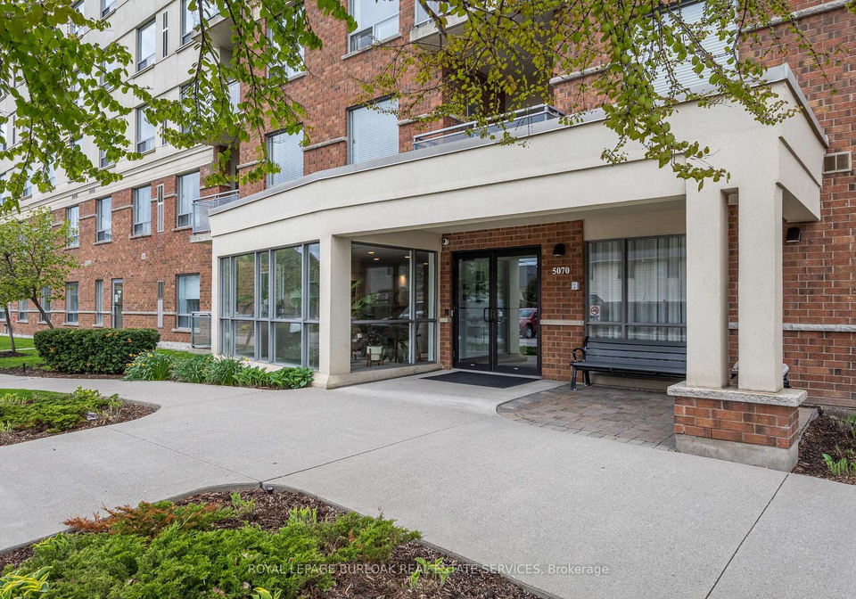 5070-fairview-street-burlington-ontario-w13165830