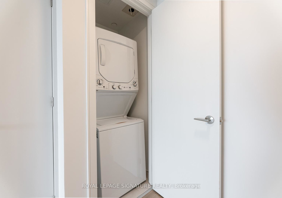 86-dundas-street-e-mississauga-ontario-w13165842