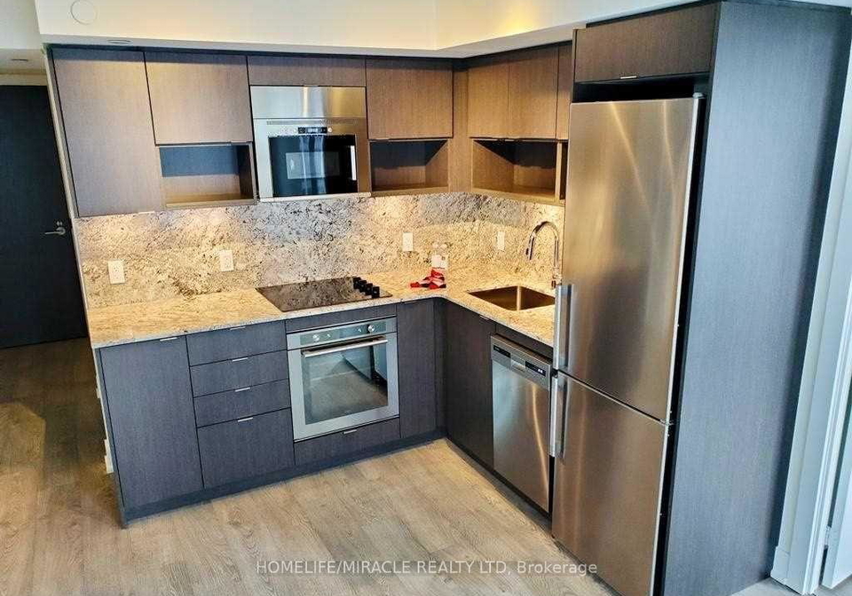 7-mabelle-avenue-etobicoke-ontario-w13165986