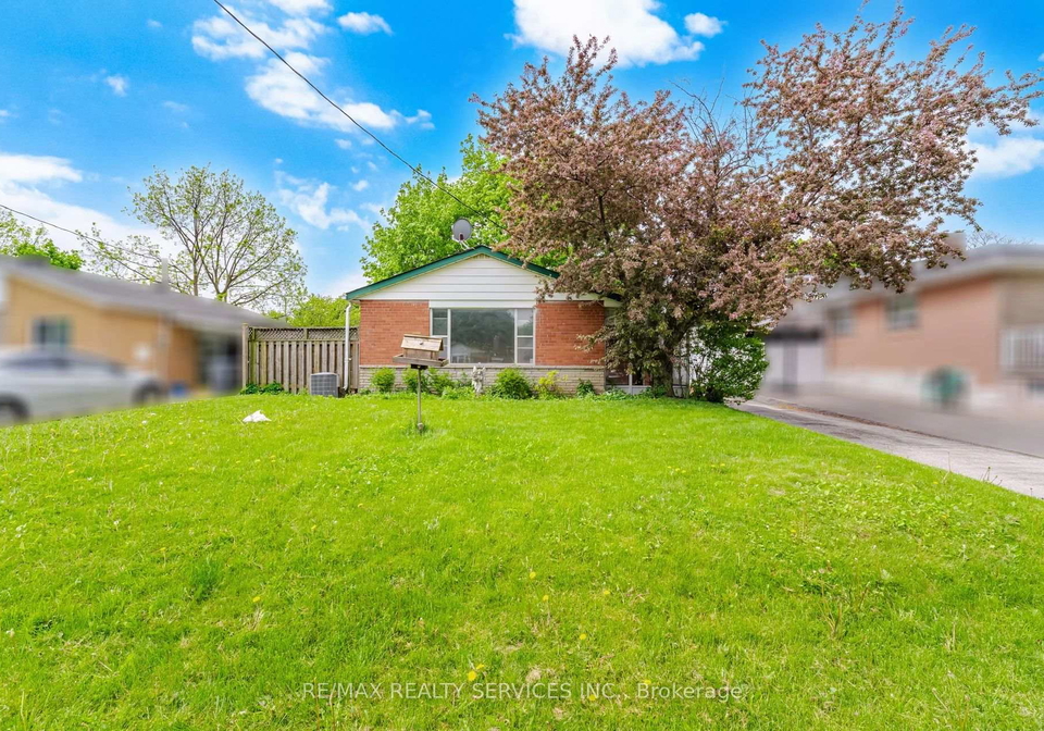 27-hadrina-street-brampton-ontario-w13166028