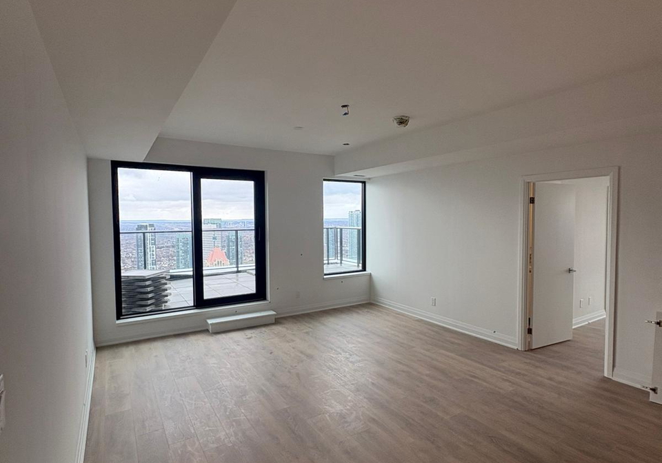 4015-the-exchange-mississauga-ontario-w13166036