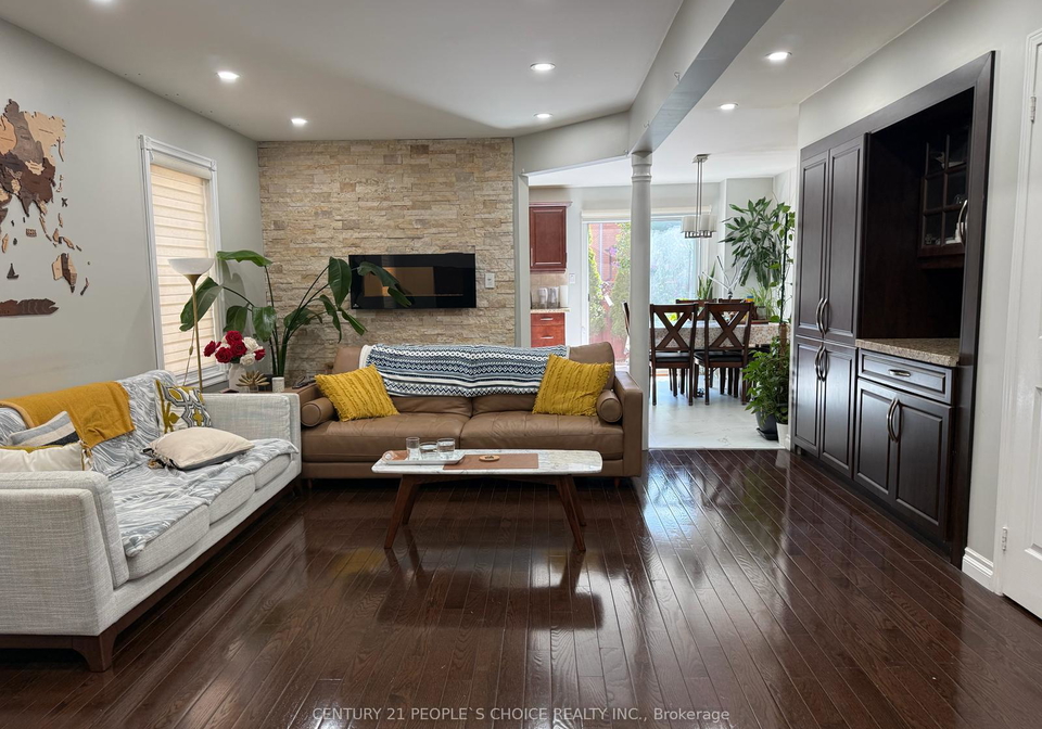 6682-bansbridge-crescent-mississauga-ontario-w13166218
