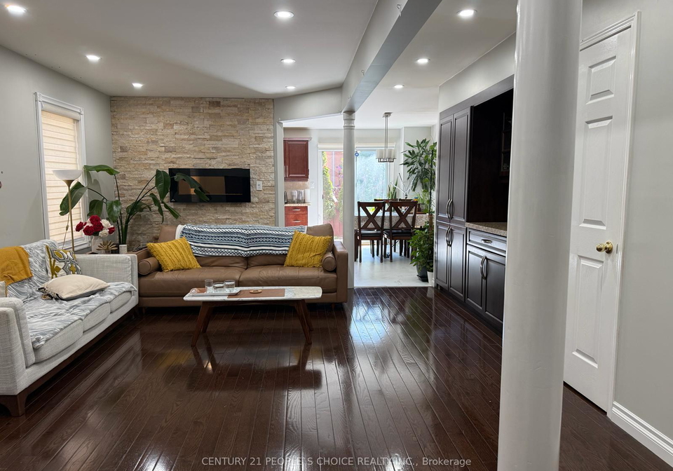 6682-bansbridge-crescent-mississauga-ontario-w13166218