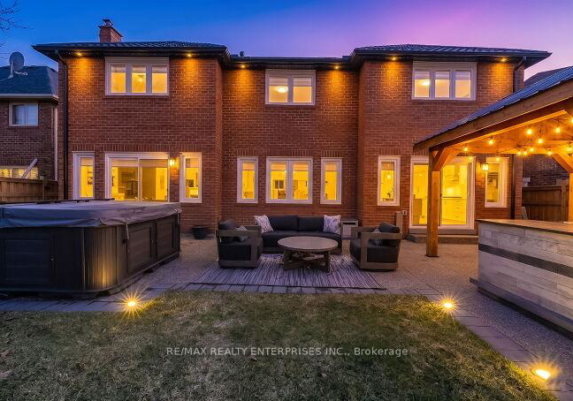 5683-oldcastle-crescent-mississauga-ontario-w13166238