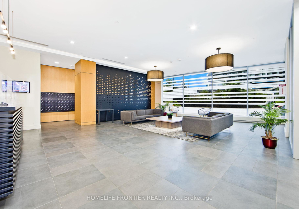 2520-eglinton-avenue-w-mississauga-ontario-w13166446