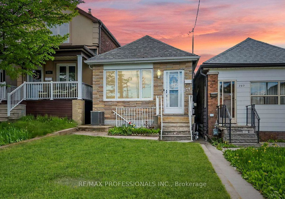 278-caledonia-road-toronto-ontario-w13166576